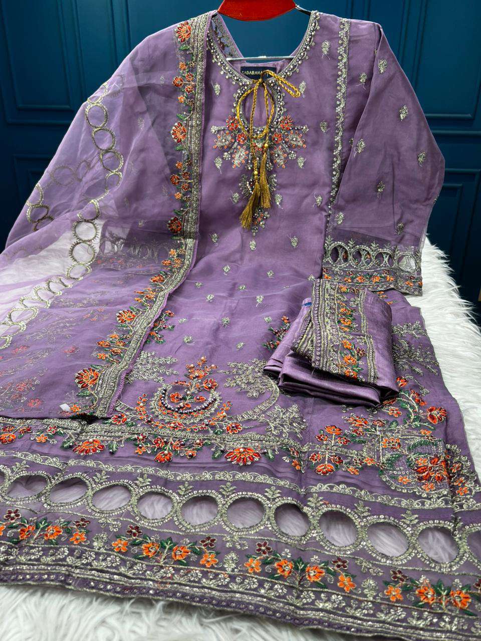 MOST DEMANDING Pakistani Inspired SADABAHAR Viral Collection