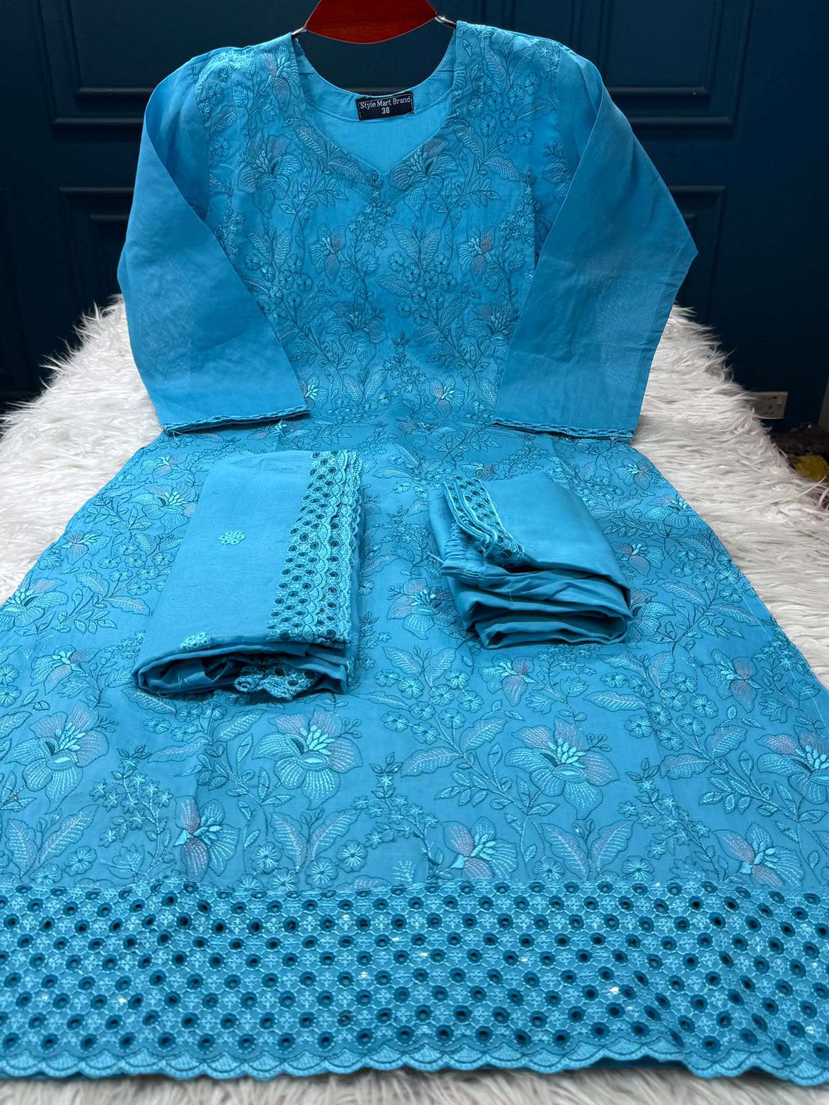 Women's Gorgeous Aqua Stitched Set - 1750