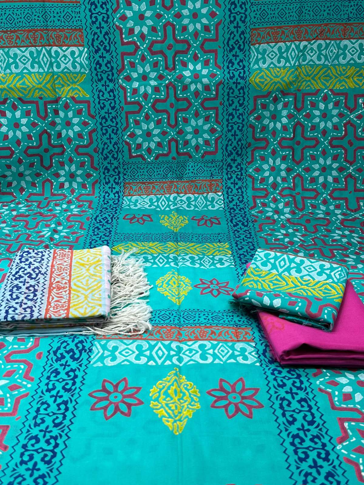 Block Patterned Ocean Bexy Boyel Unstitched - 1100