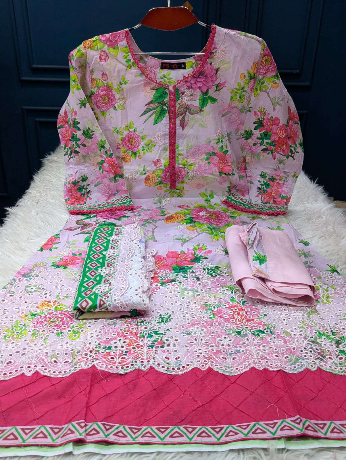Classic Print Rose Kameez - 999