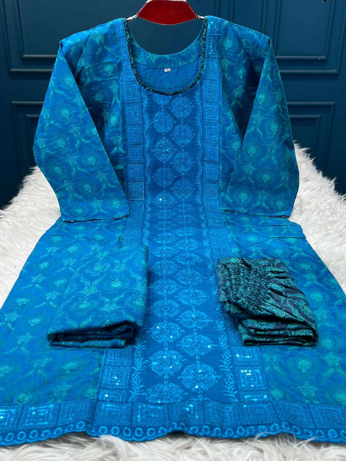 Chinigura Silk Blue Stitched Collection - 1150