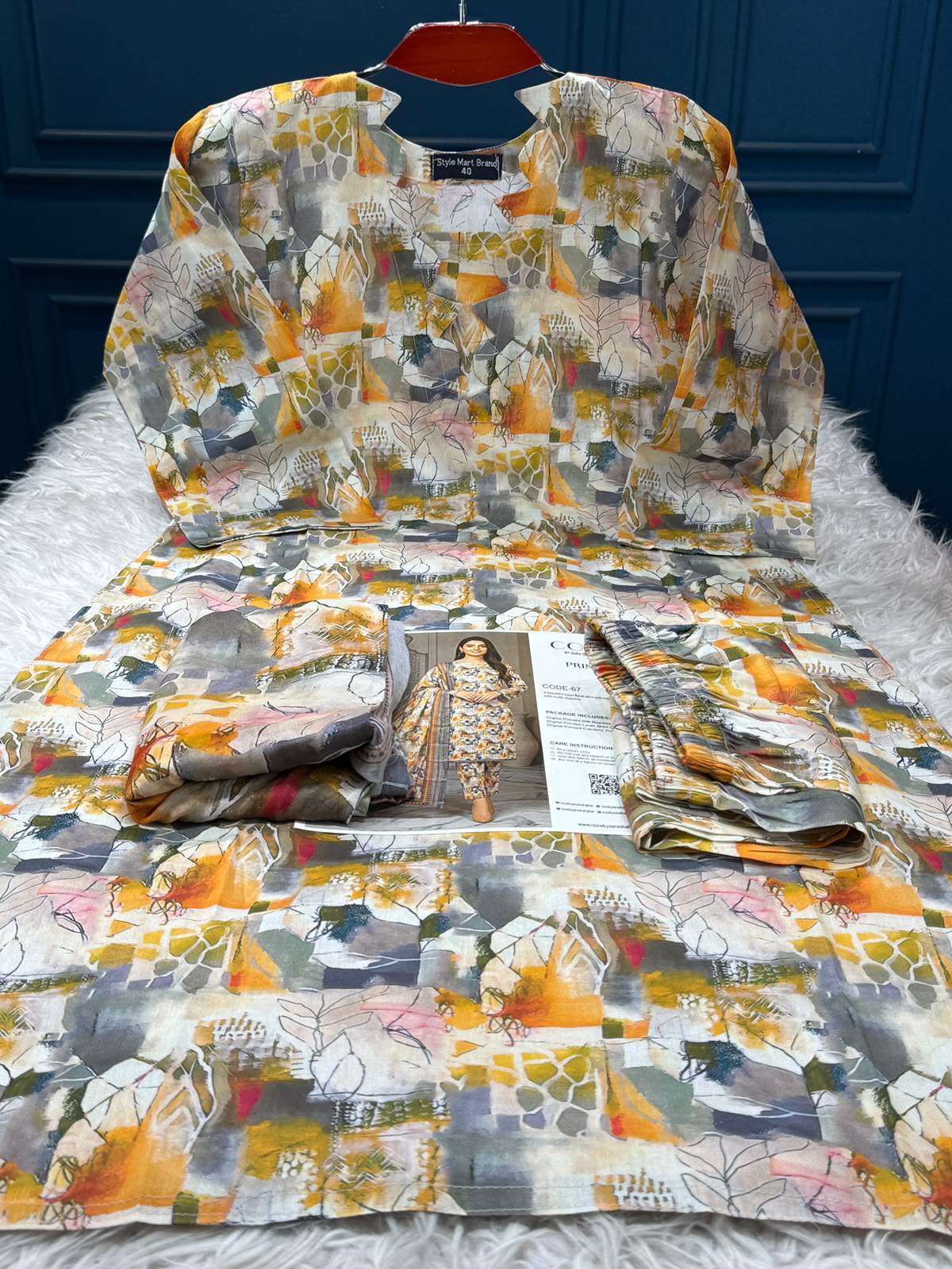 Trendy Everyday Comfort Graffiti Print Stitched COCO Outfit - 1250