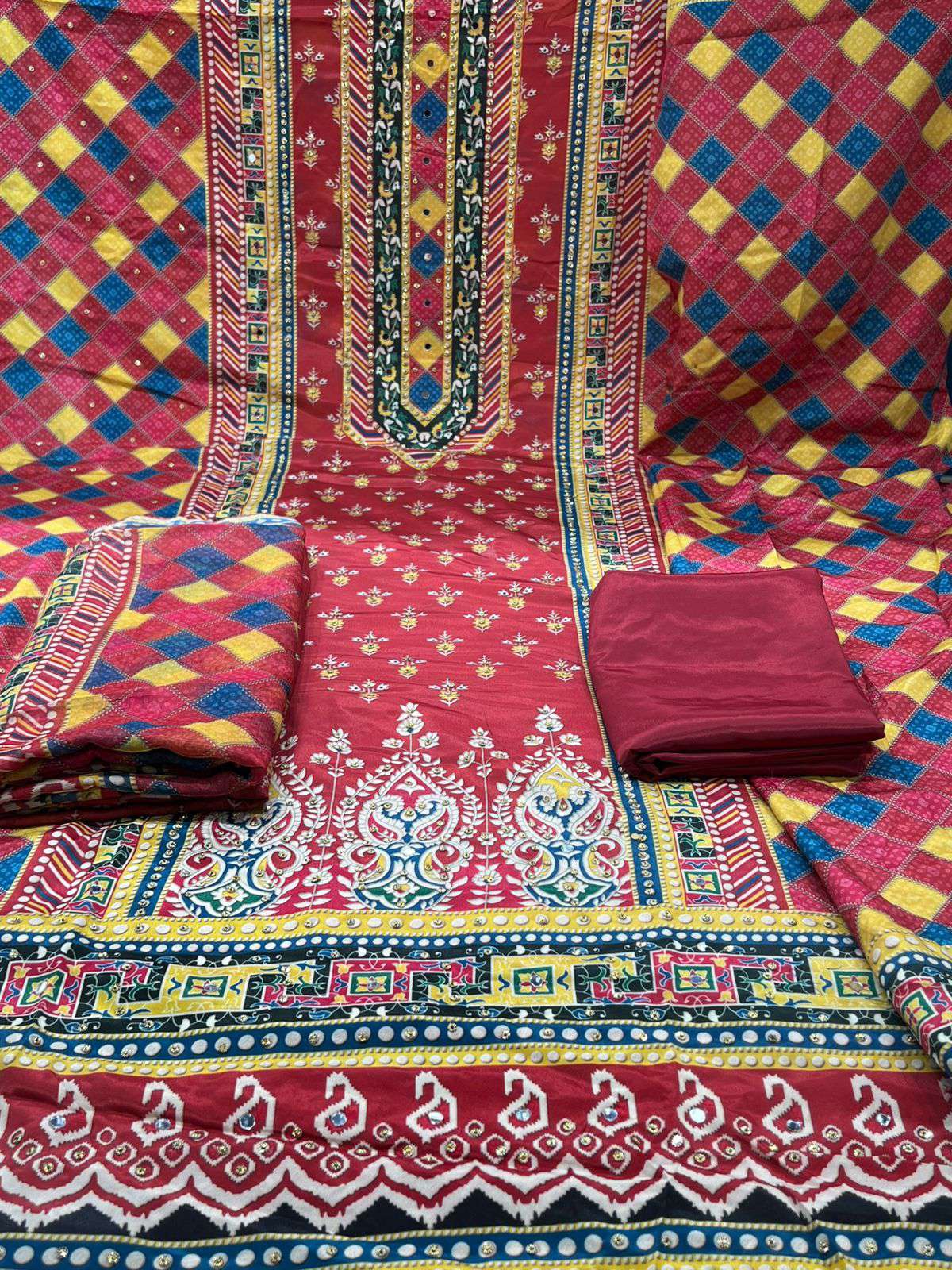 Lahori Silk Party Ware - 1200 .1