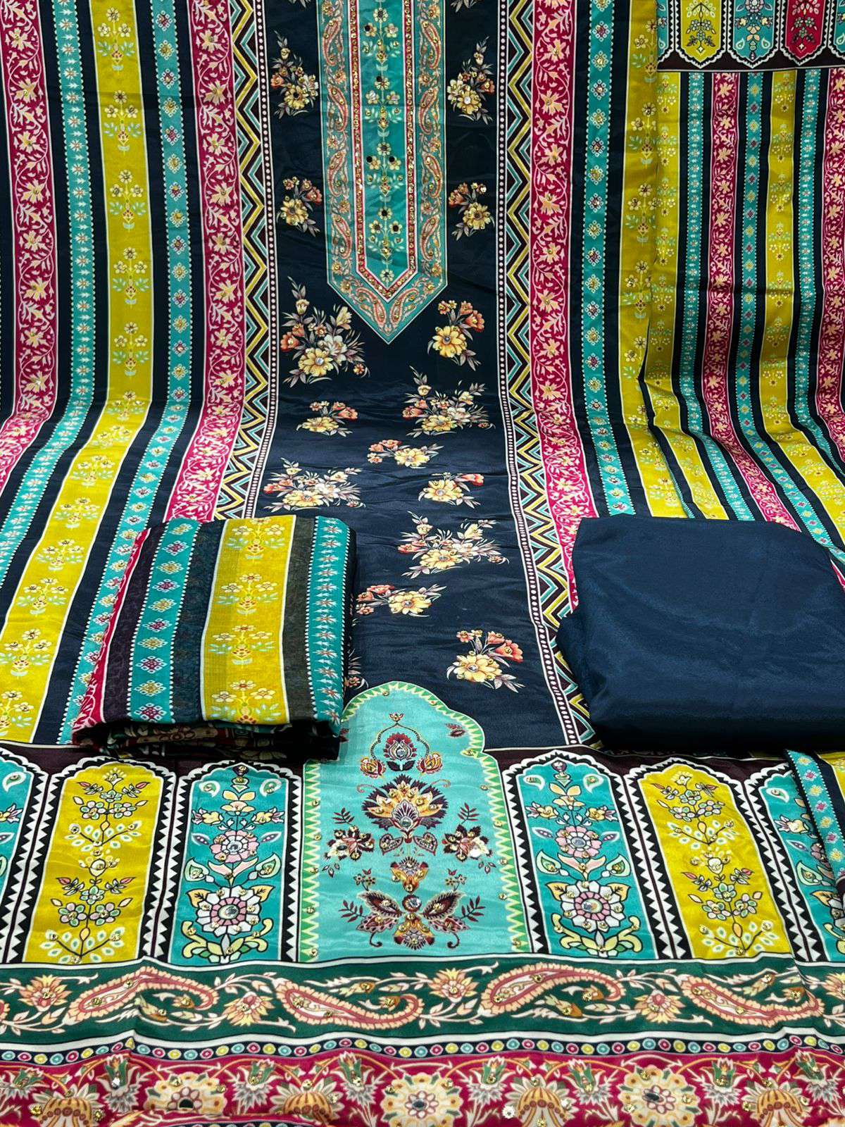 Lahori Silk Party Ware - 1200 .7