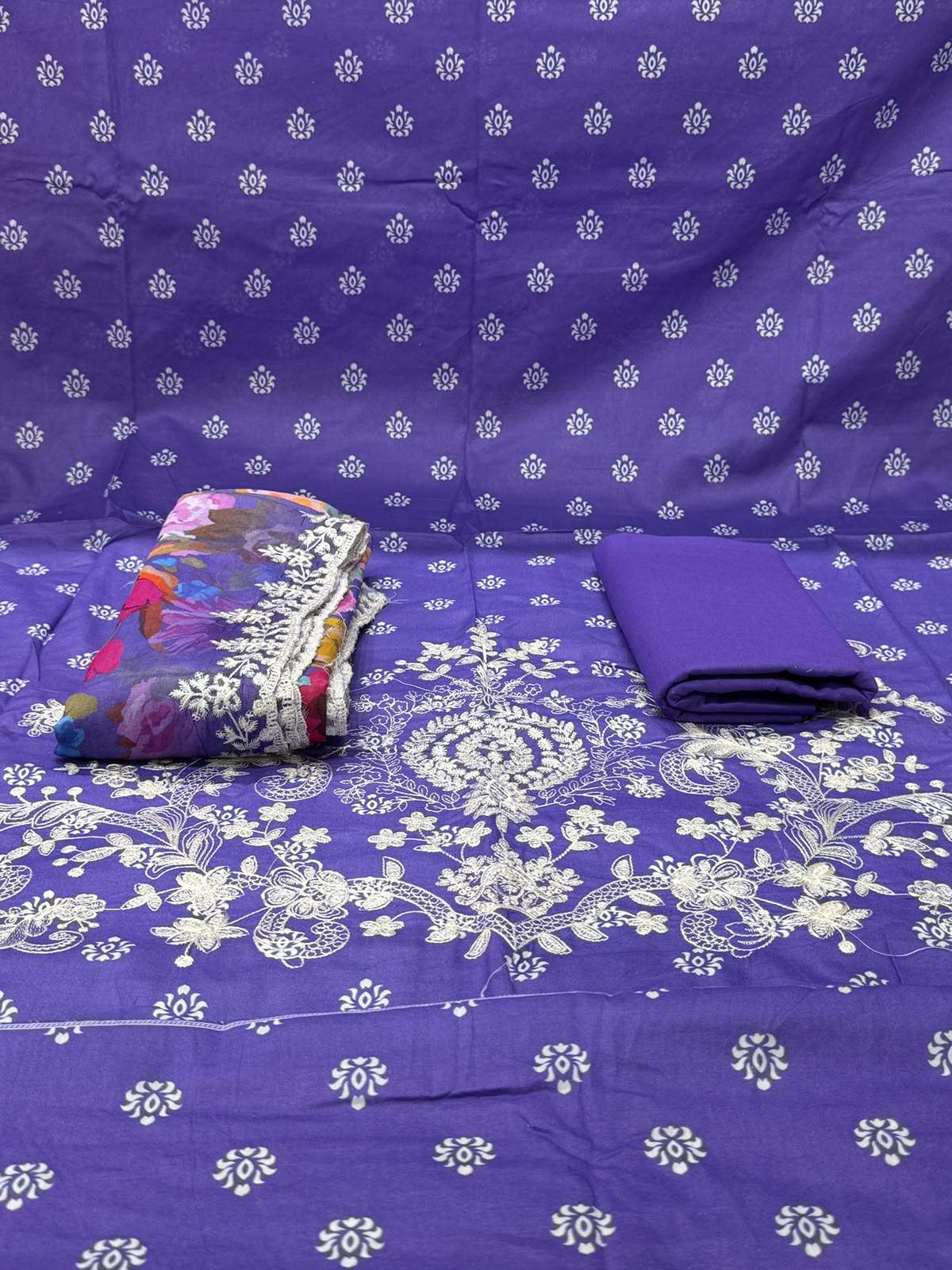 Elegant Embroidered Purple - 1400
