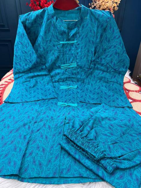 Short Stunning Blue Textured Two Piece Set - 750