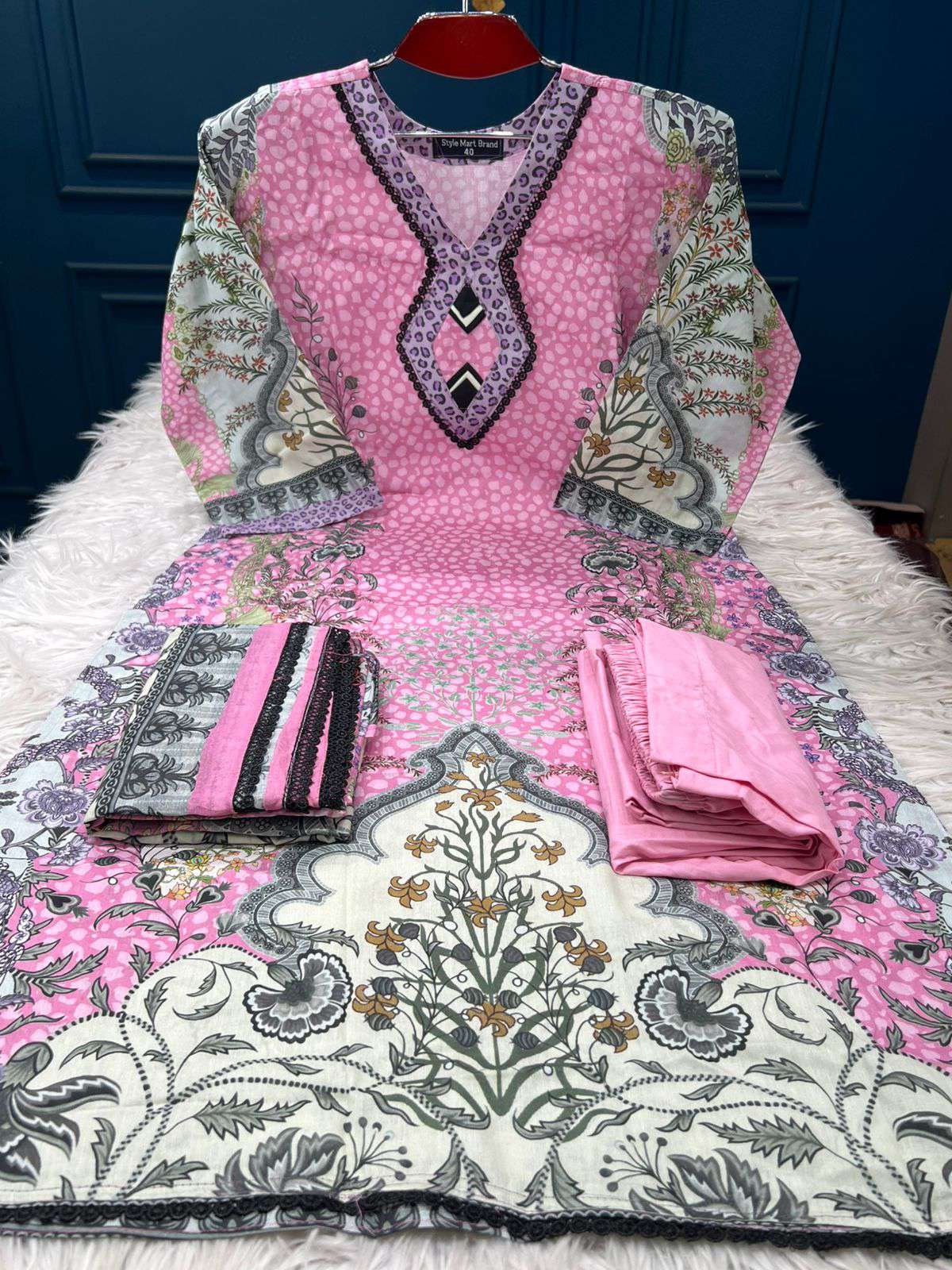 PINK STITCHED Salwar Kamiz - 1100