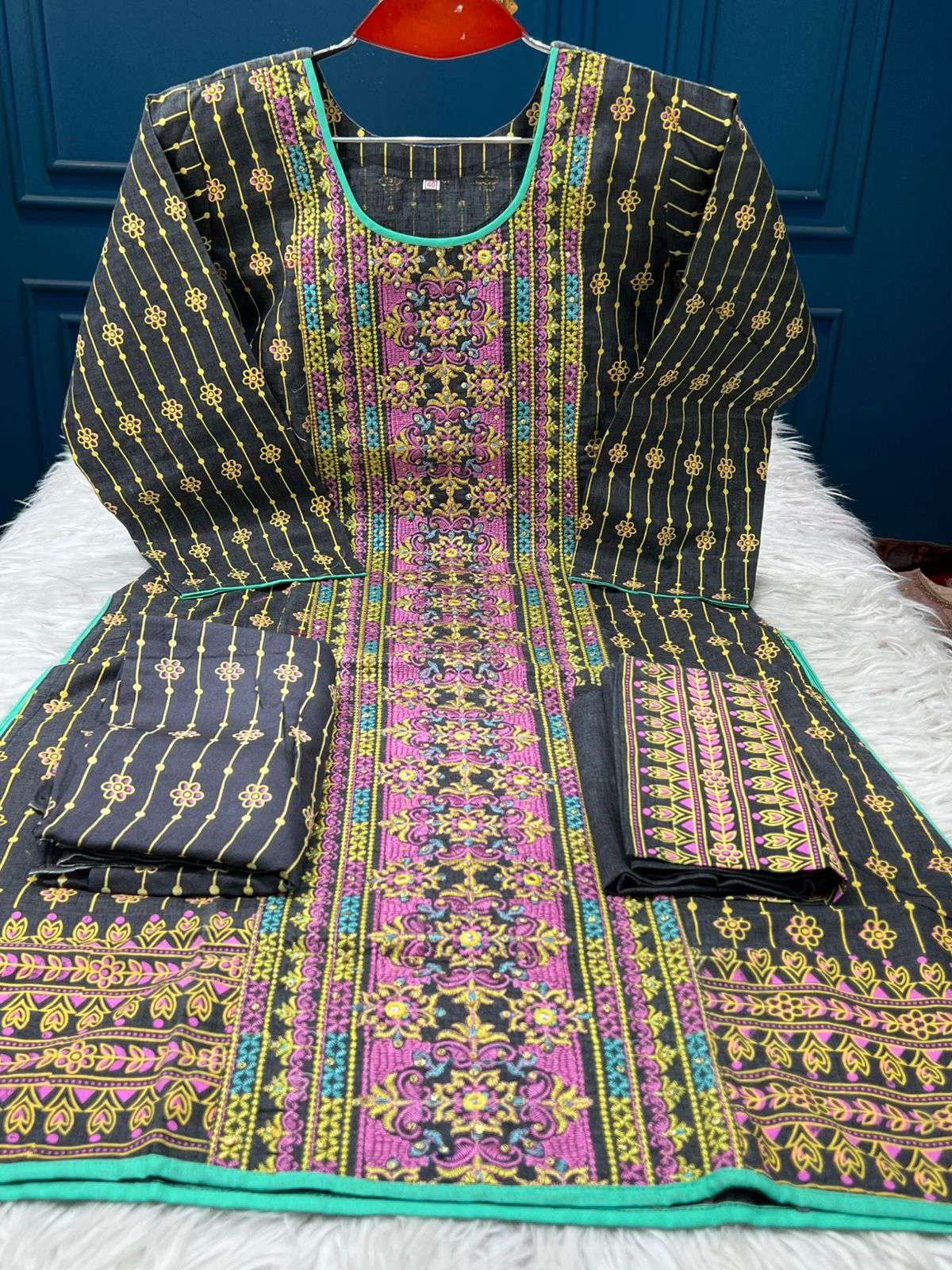 Golden Stitched Salwar Kamiz -999