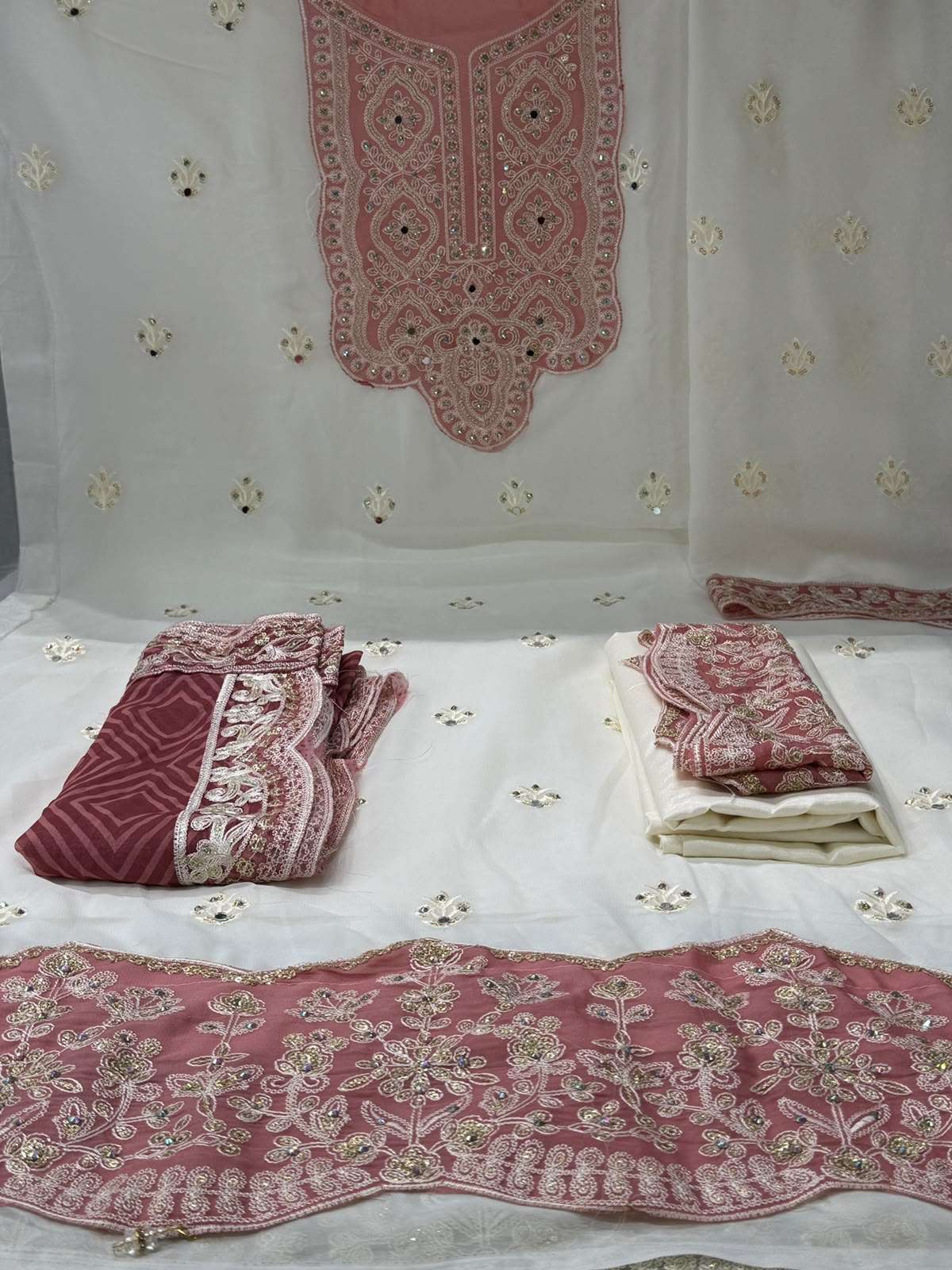 Star Pink Sadabahar Party Set - 1550