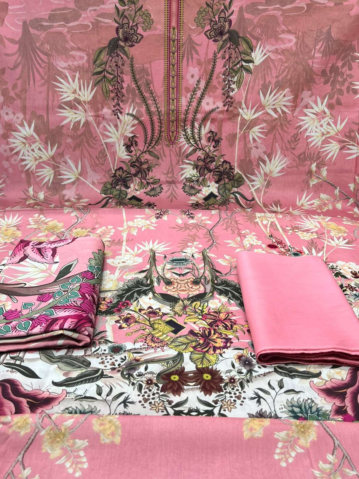 Crimson Light Pink Unstitched Luxury Lawn - 950
