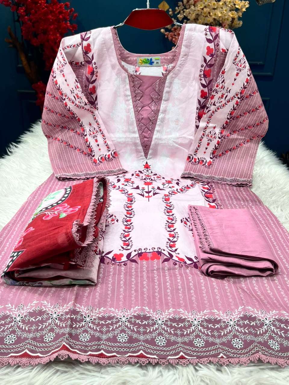 Rustic Charm Three Piece - 999 Cream