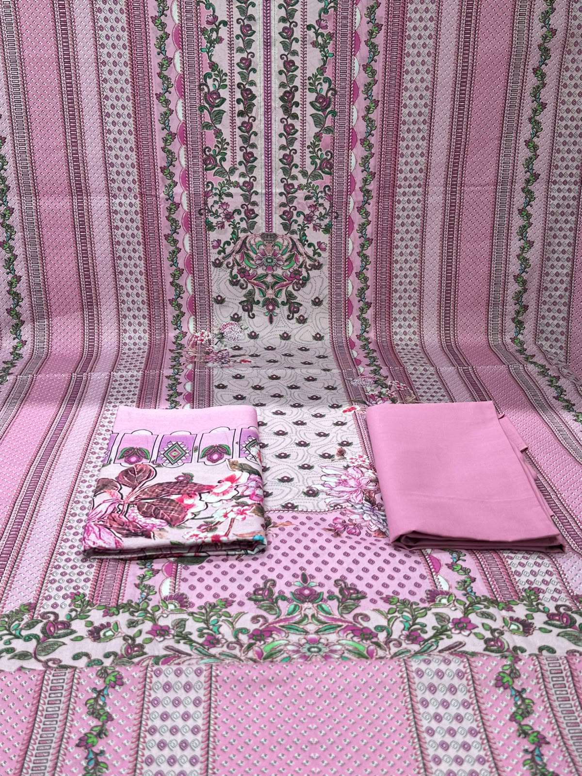 Pretty Pink Unstitched Lawn - 850