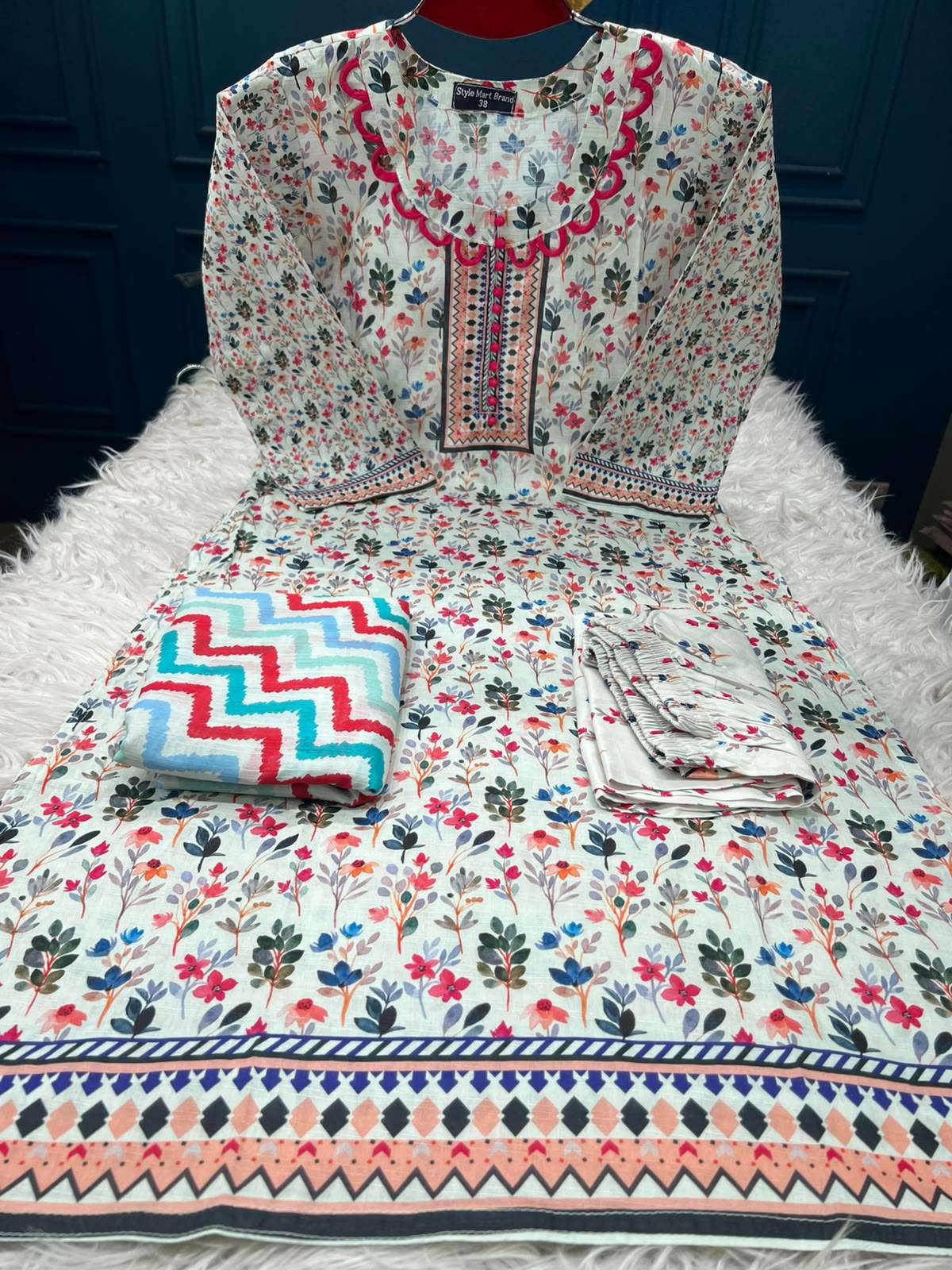 Vintage Style Stitched Slub Cotton Flowery - 1250