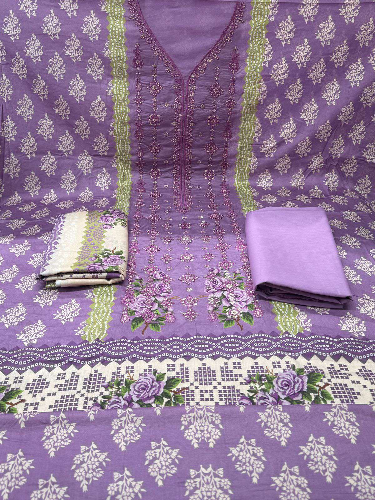 BIN SAEED Unstitched Onion Salwar Kamiz - 1200