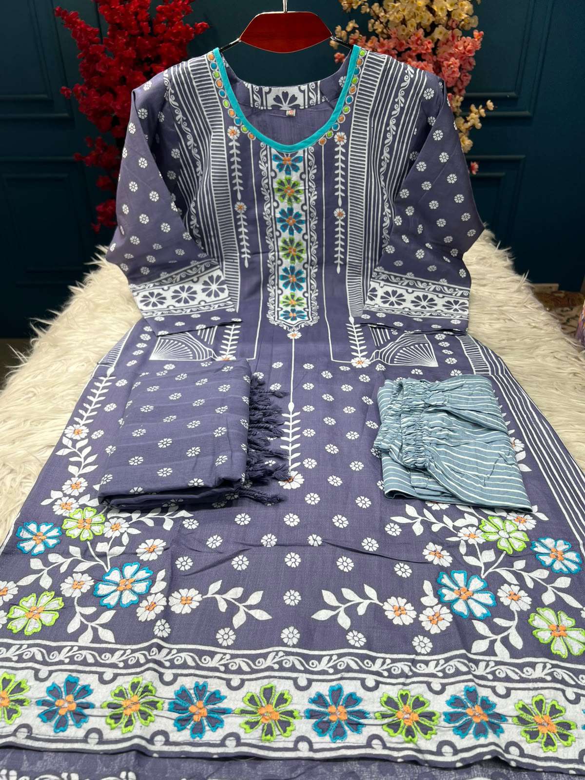 Chinigura Silk Stitched Collection - White Blue 1100