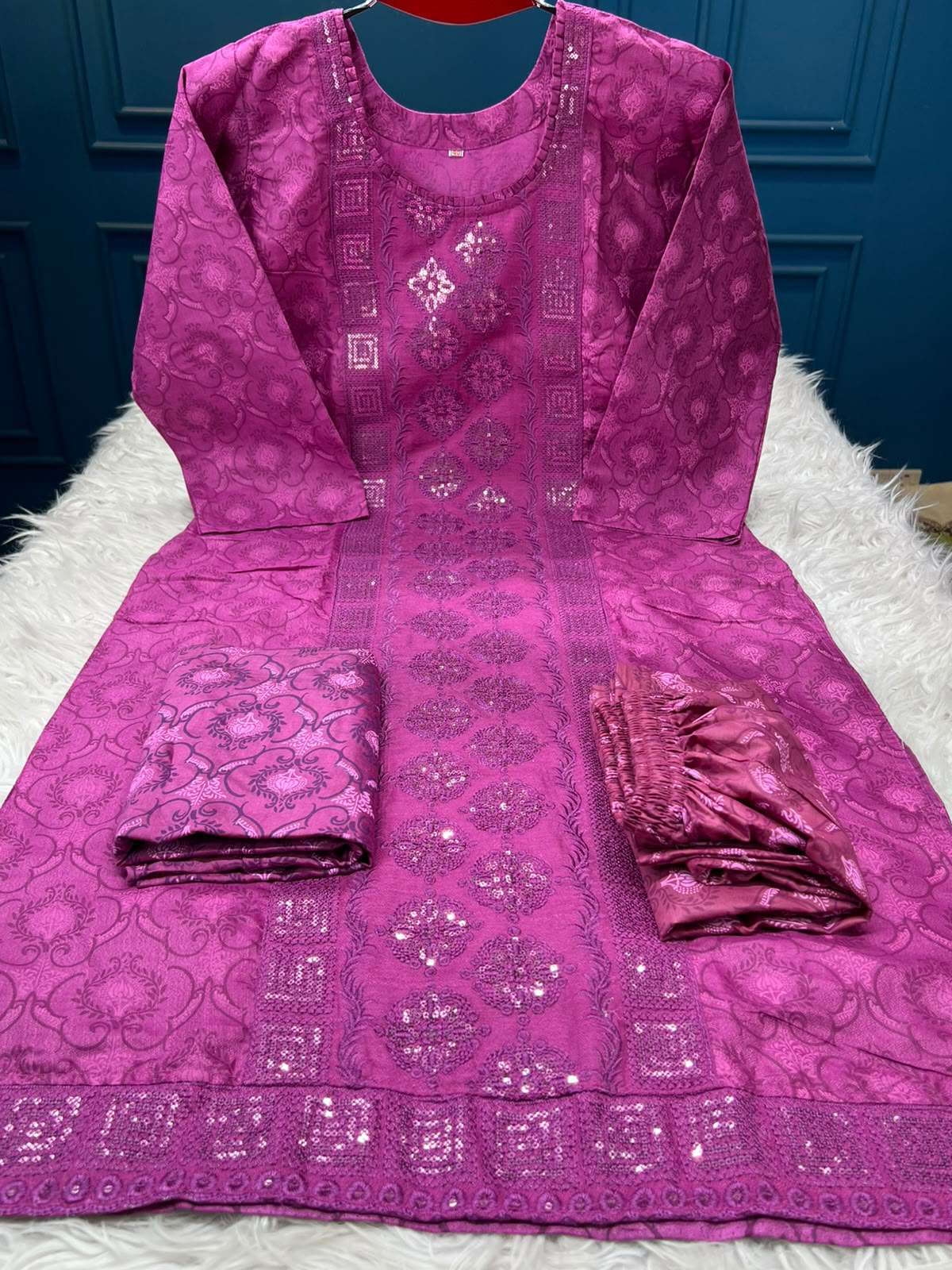 Chinigura Silk Onion Stitched Collection - 1150