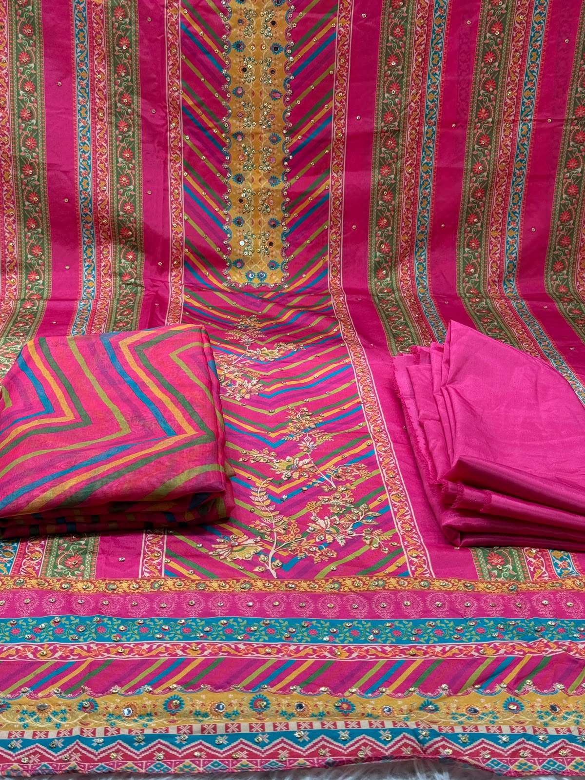 Lahori Silk Magenta Mirror Work Touch .38