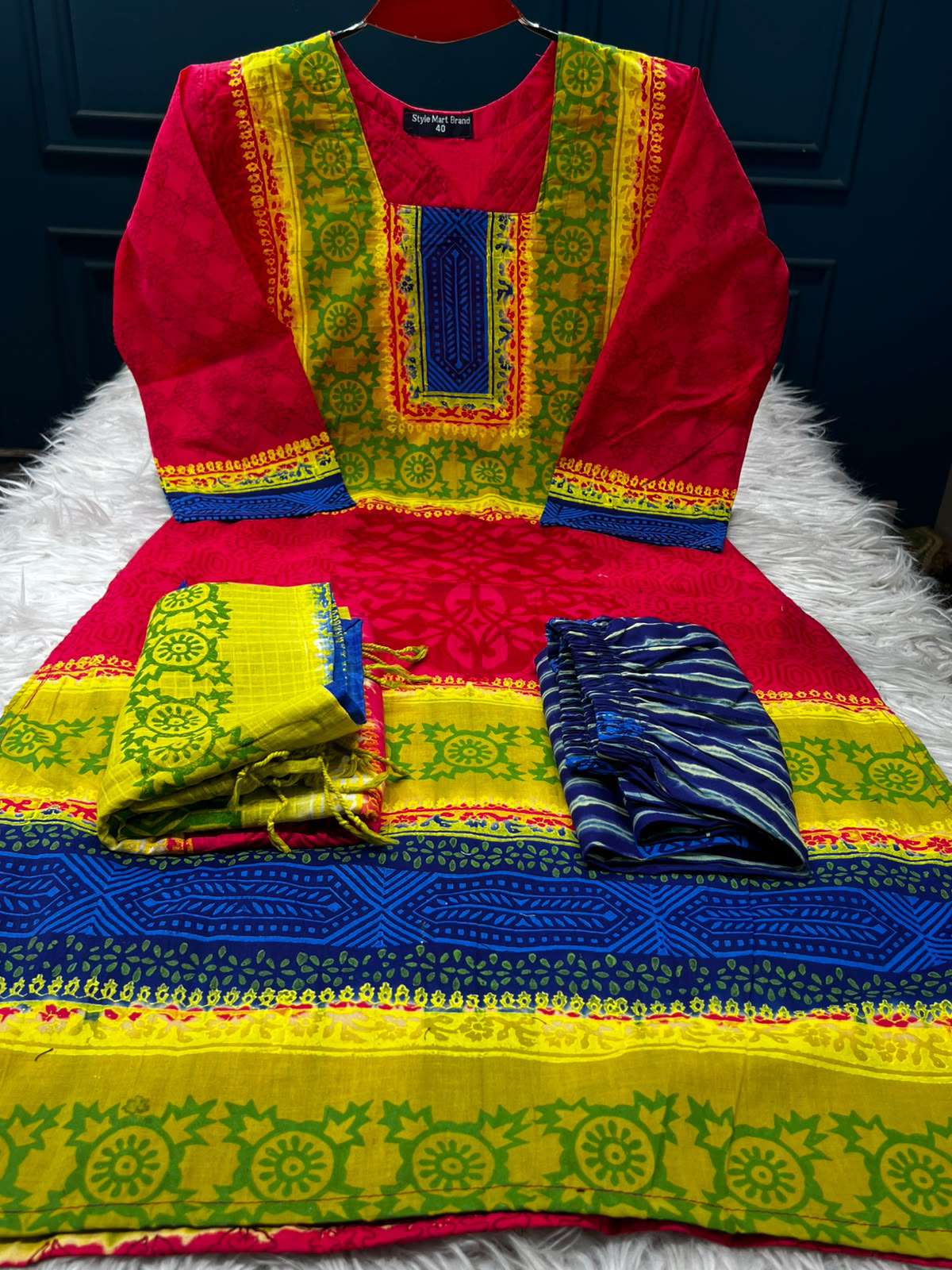 Block Patterned Magenta Bexy Boyel Stitched - 1200