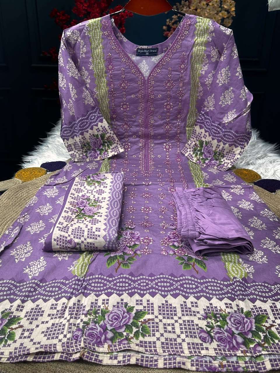 BIN SAEED Stitched Onion Salwar Kamiz - 1250