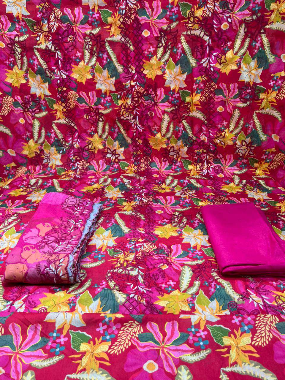 Inspired Pakistani Printed Unstitched Cotton Collection - 1700 Mejenta