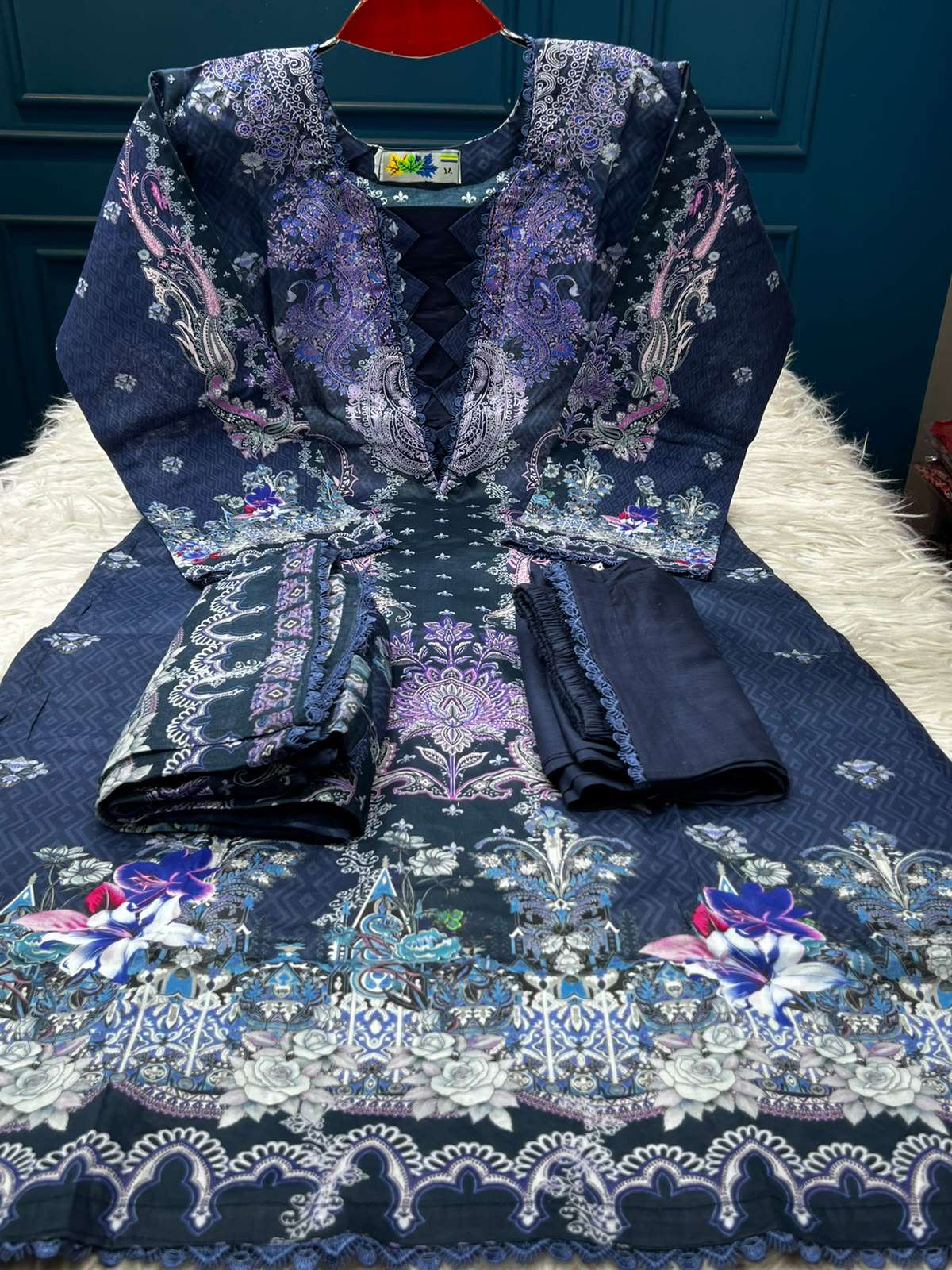 Blue Blend of Comfort and Elegance - 999