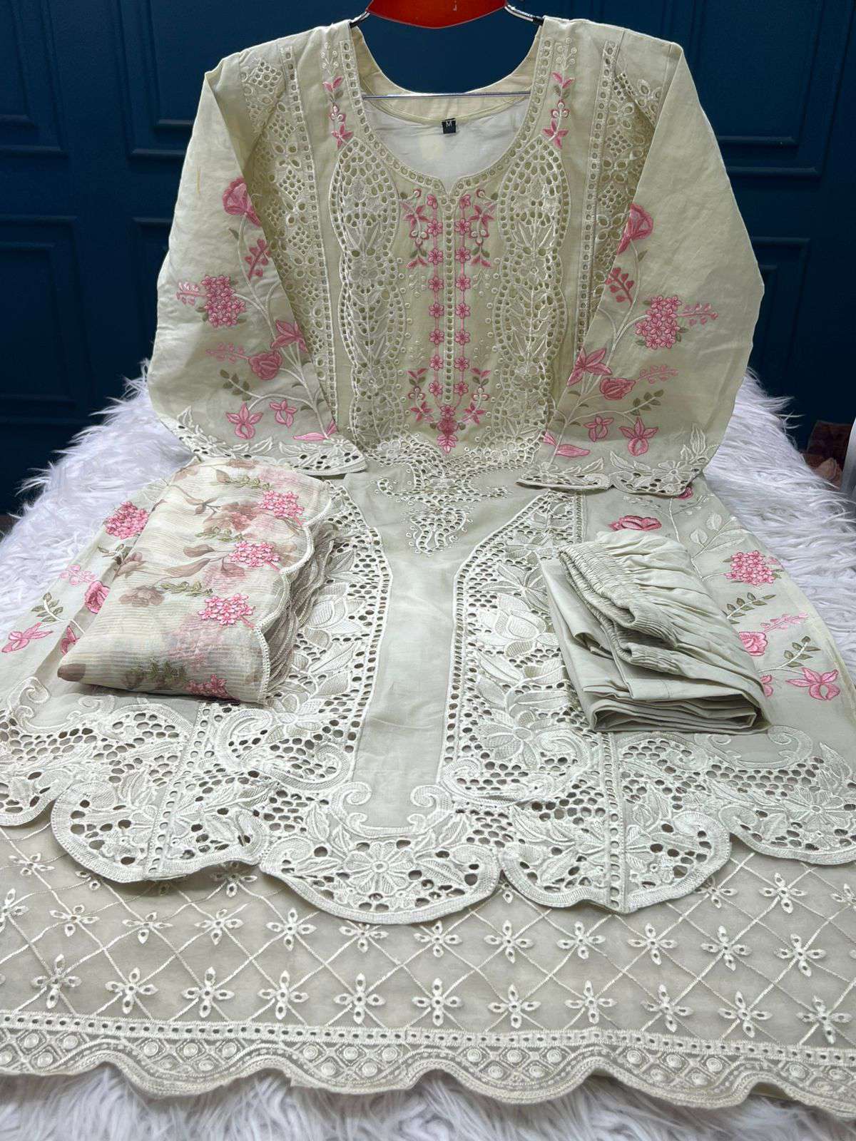 Light Olive Fashionable Salwar Kamiz