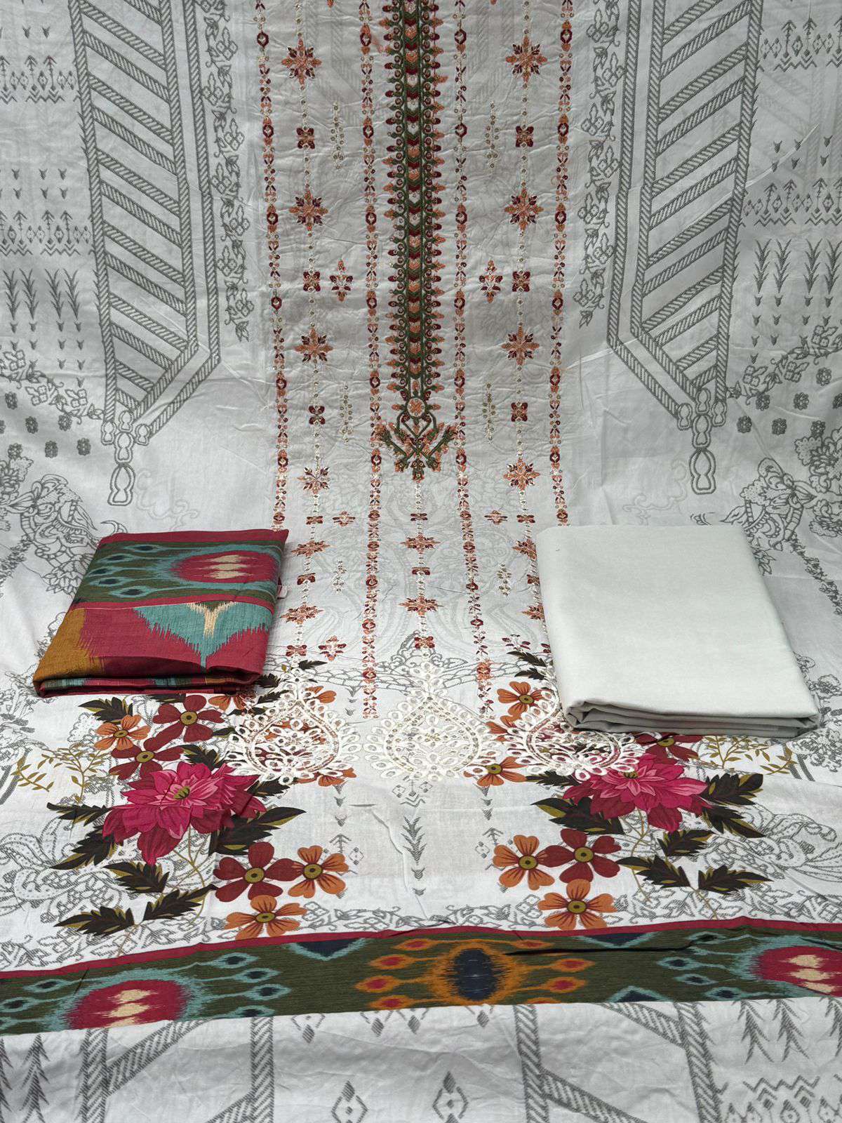BIN SAEED Unstitched Ash Salwar Kamiz - 1200