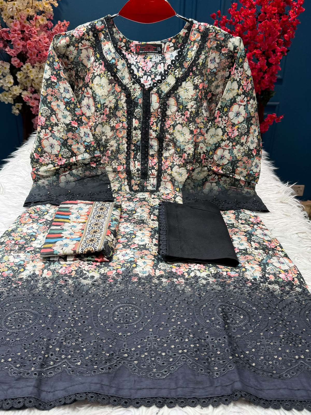 999 Deals Flowery Black Salwar Kameez