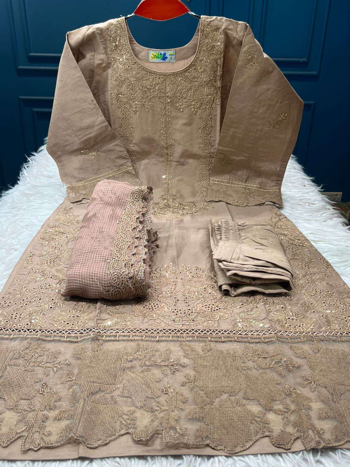 Boutiques Embroidered Brown Party Dress - 1950