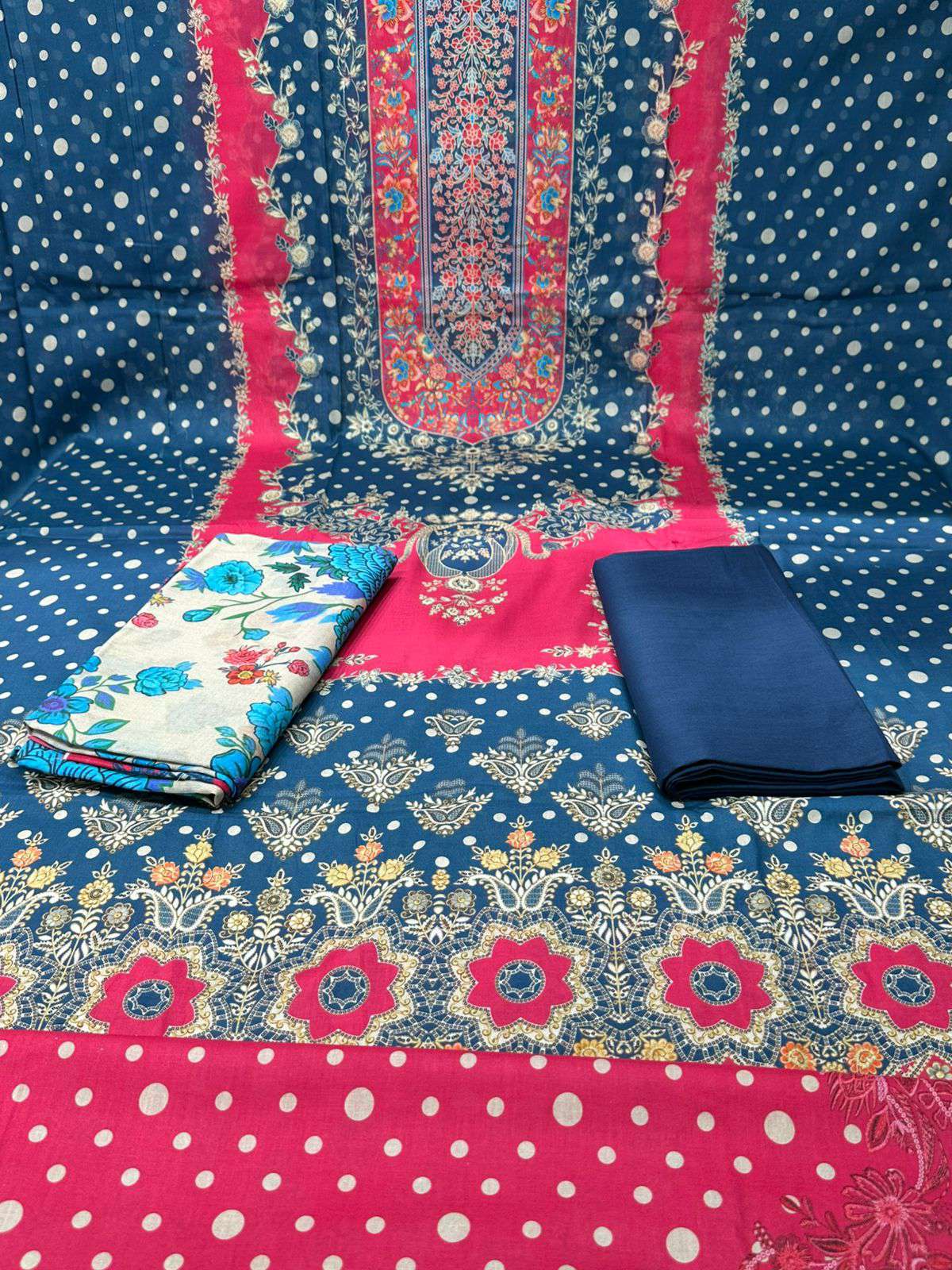 Premium Quality Luxury Lawn Unstitched EID Collection - 950 Blue