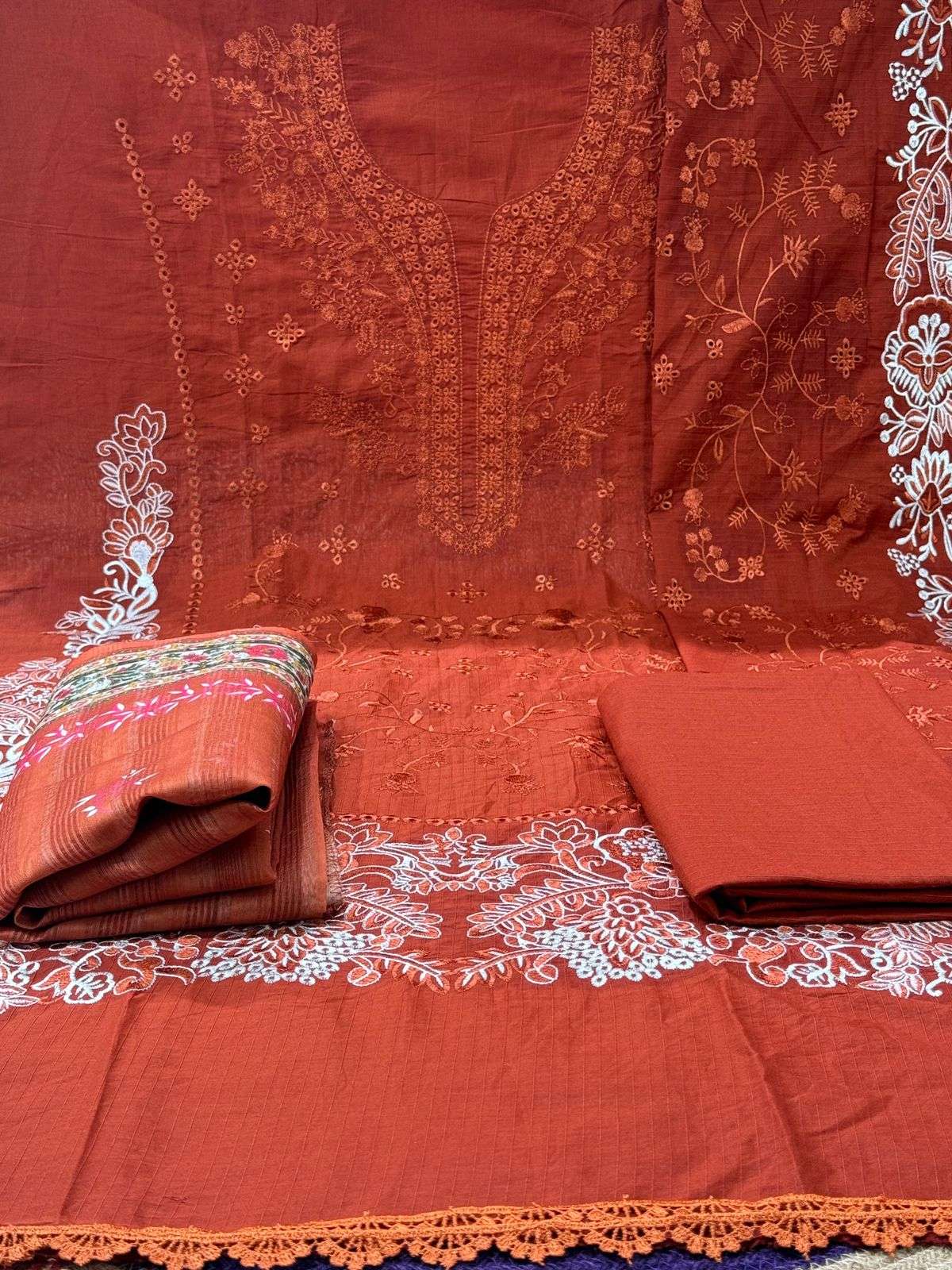 Elegance in Rust Unstitched - 1400