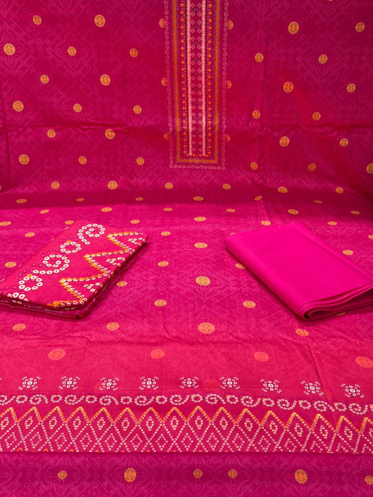 Premium Quality Luxury Lawn Unstitched Collection - 950 Mejenta