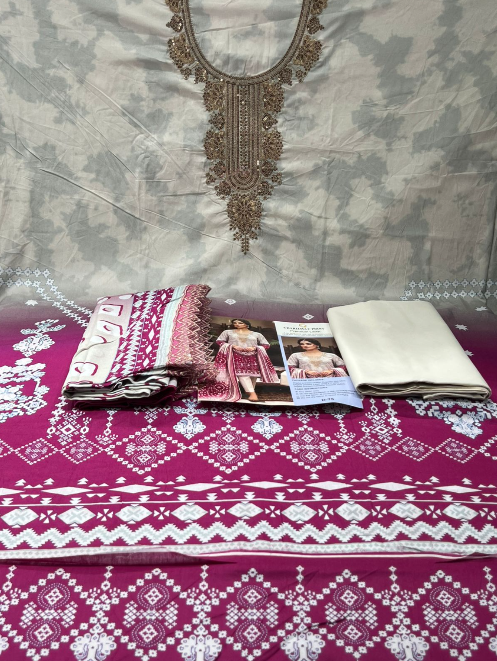 Charizma Printed Magenta Dupatta - 1300