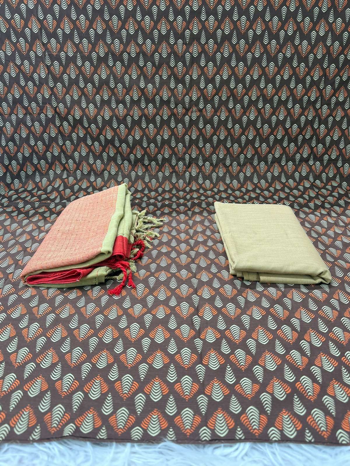 Earthy Olive & Coral Textured - 850