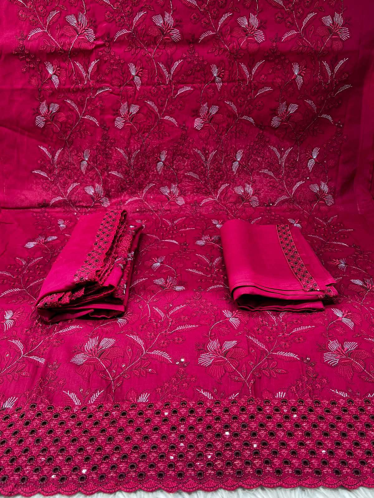 Women's Gorgeous Maroon Unstitched Set - 1650