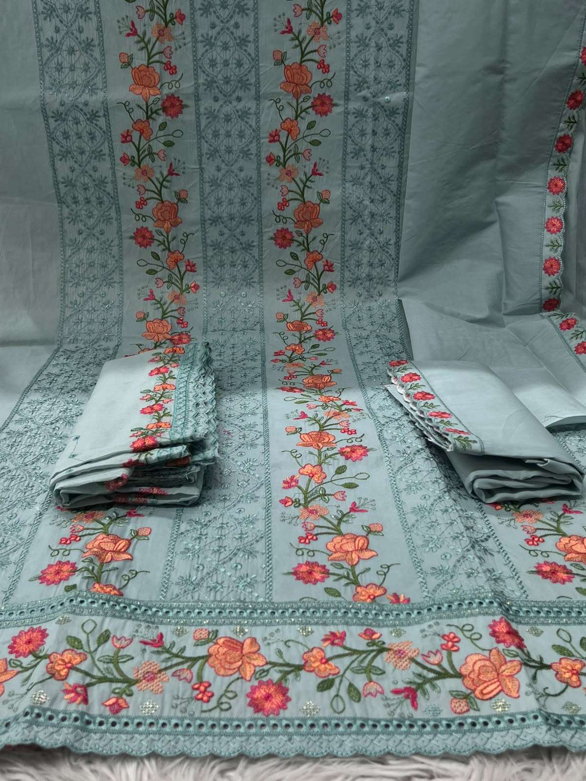Jubilee Rose Petal Material - 1650 Sky