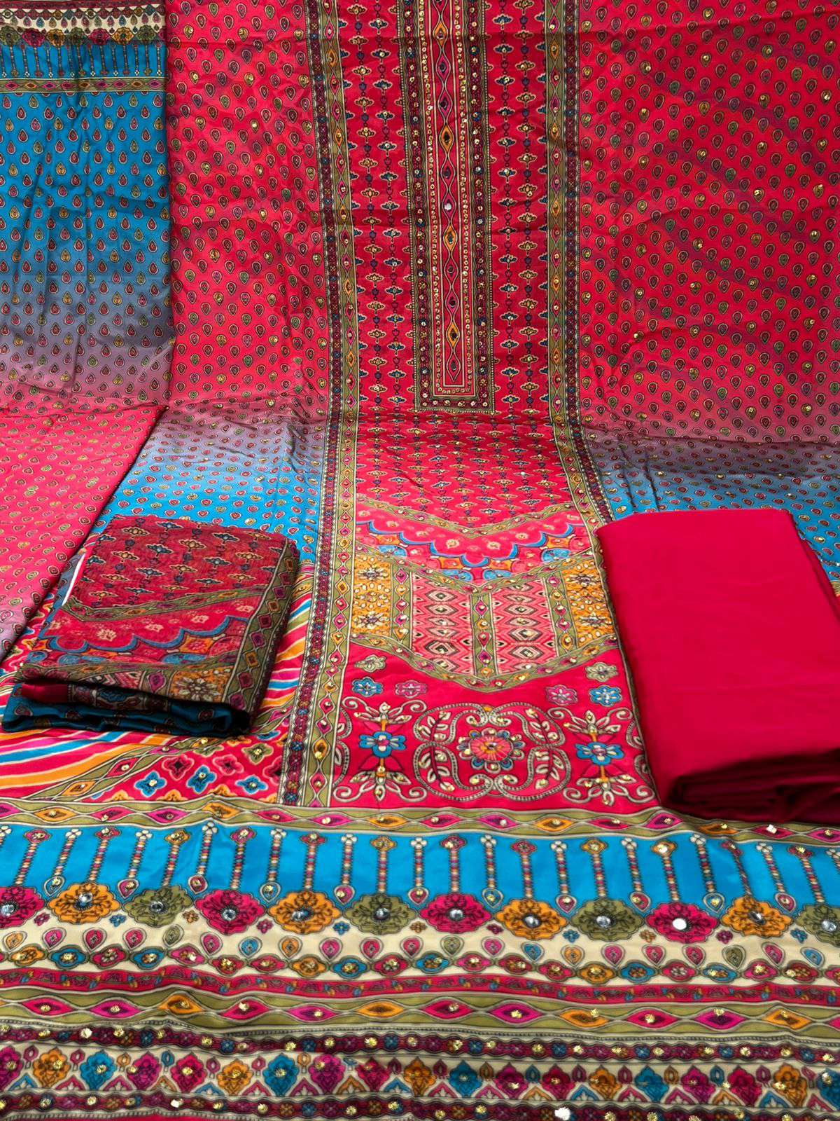 Lahori Silk Party Ware - 1200 .8