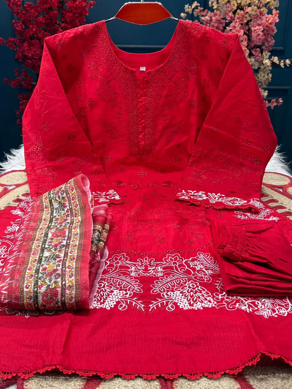 Elegance in Red - 1450