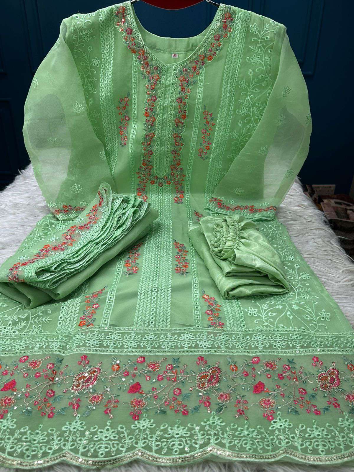 Boring Cutwork Stitched Organza Lemon Kameez