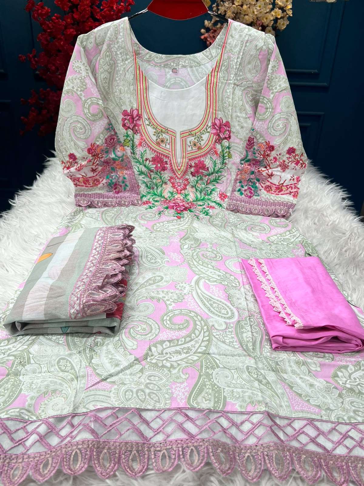 Pink Grey Three Piece - 999
