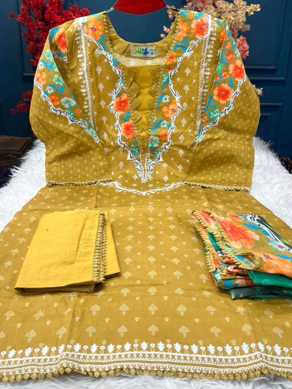 Rustic Charm Three Piece - 999 Yellow