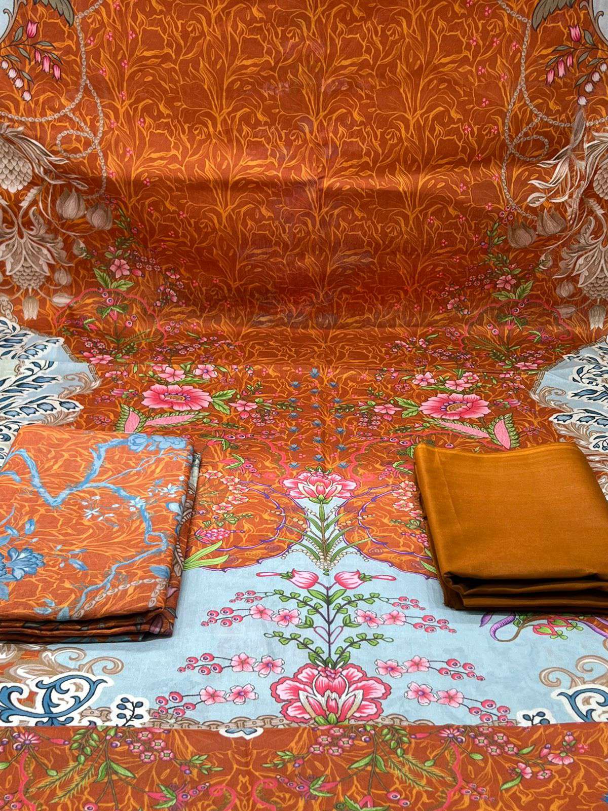 Brick Salwar Kamiz - 950