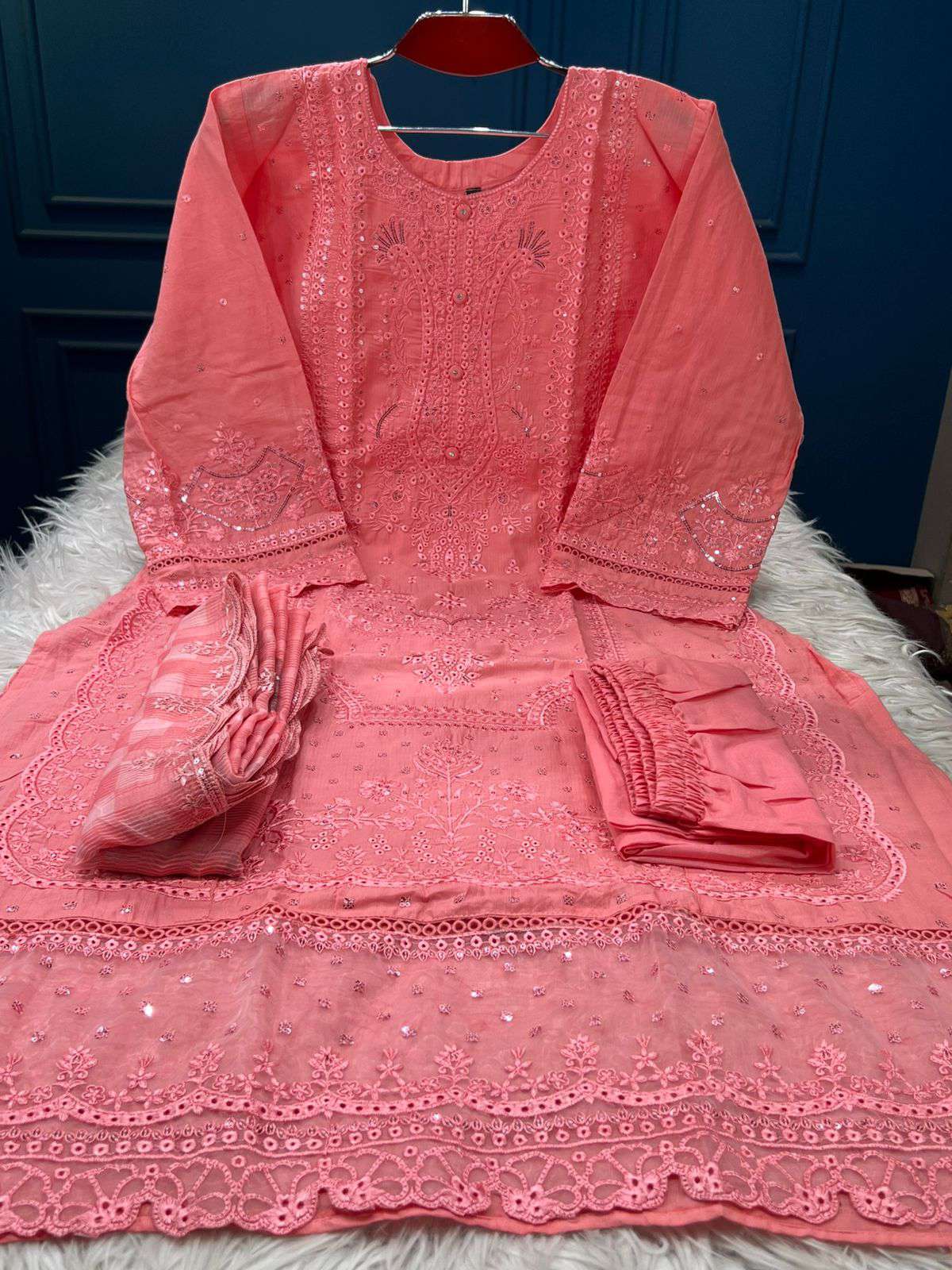 Peach Fashionable Salwar Kamiz