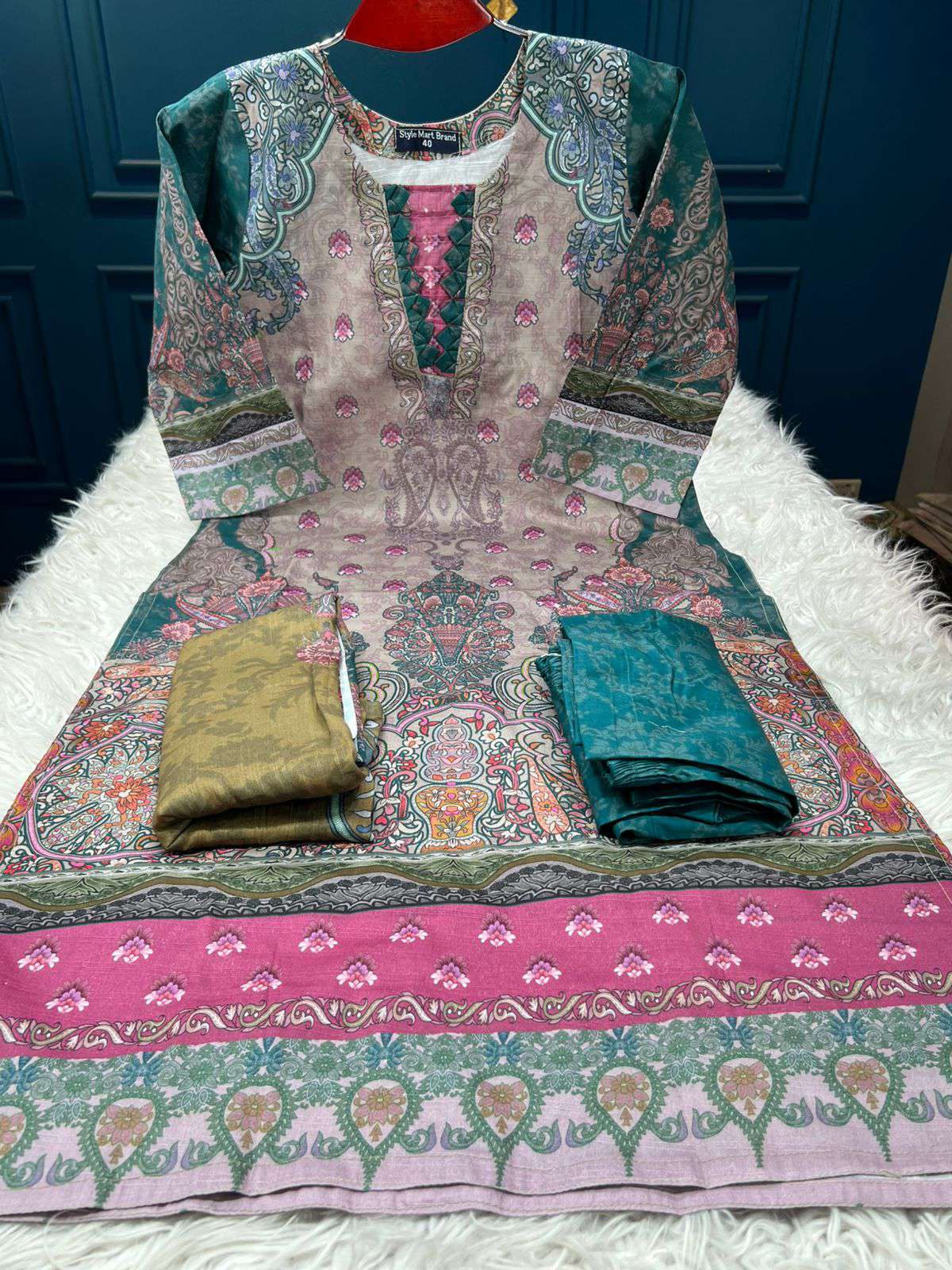 Vintage Style Stitched Slub Cotton Deep Plum - 1250