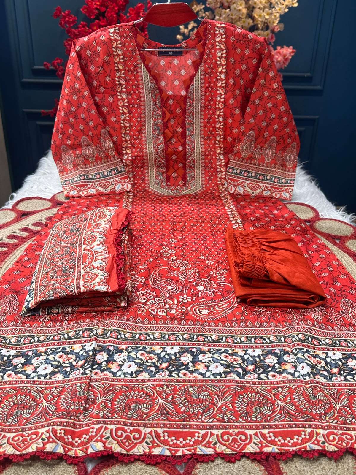 Patterns of Tradition - 1100 Red
