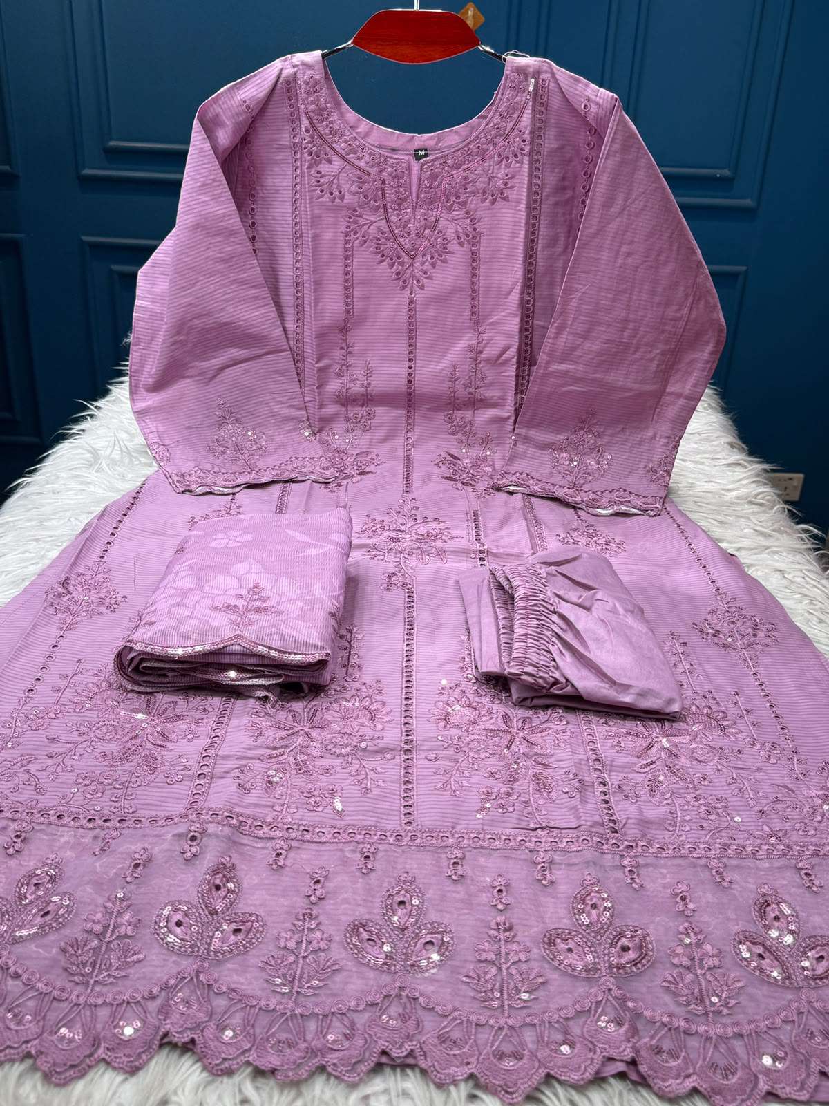 Fashionable Onion Salwar Kamiz - 2300