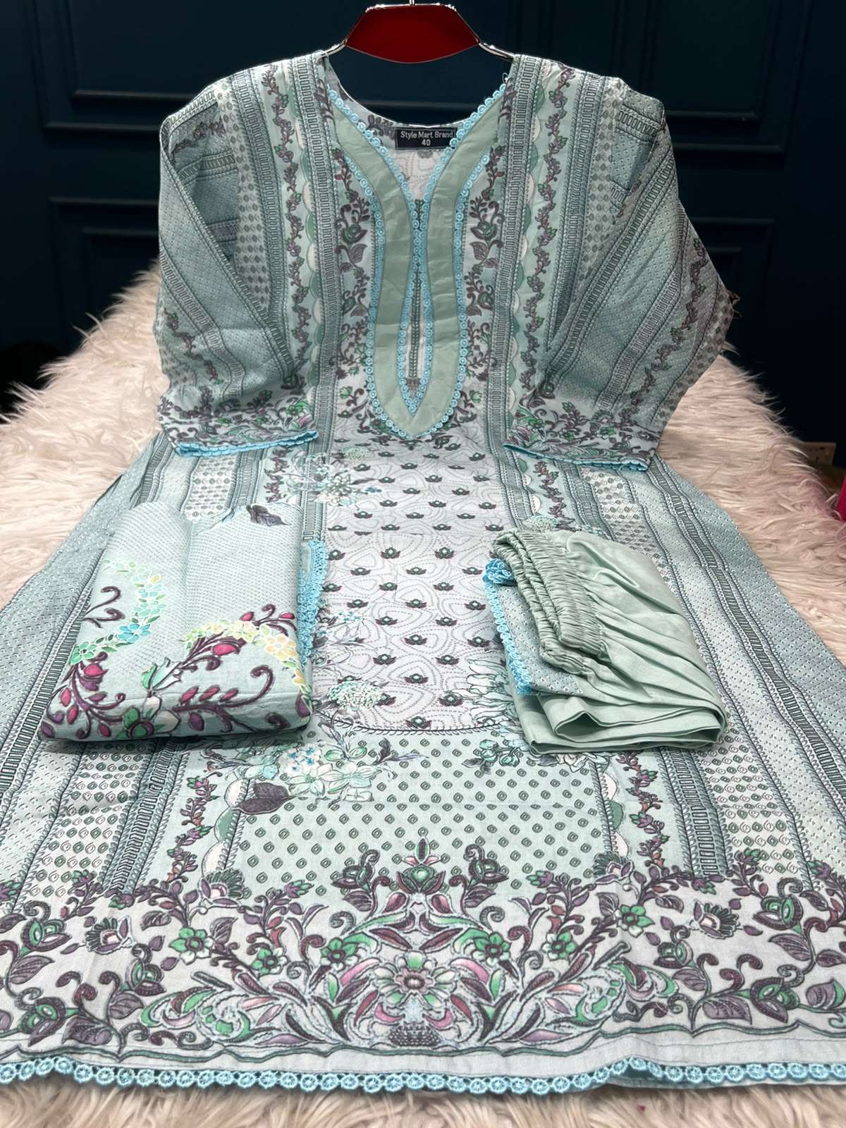 Pretty Paste Stitched Lawn - 999