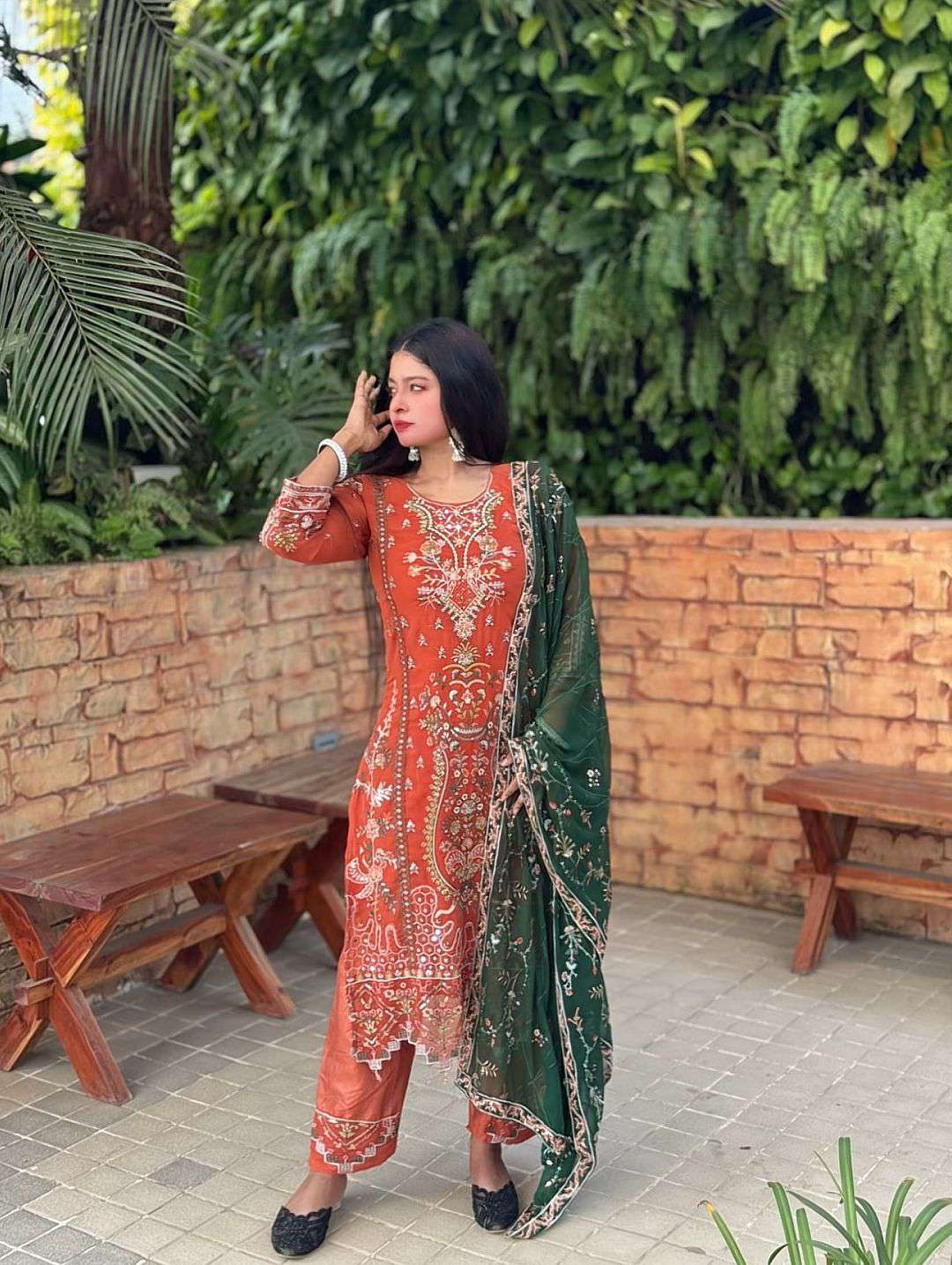 New Arraivals Premium Quality Stitched Party Collection - 1800 Vrick