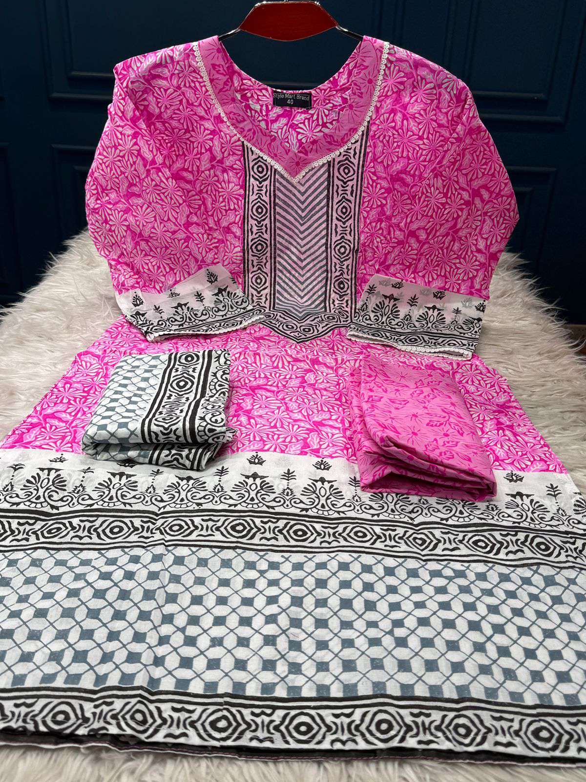 Bexi Boyel stitched Dress Pink - 1250