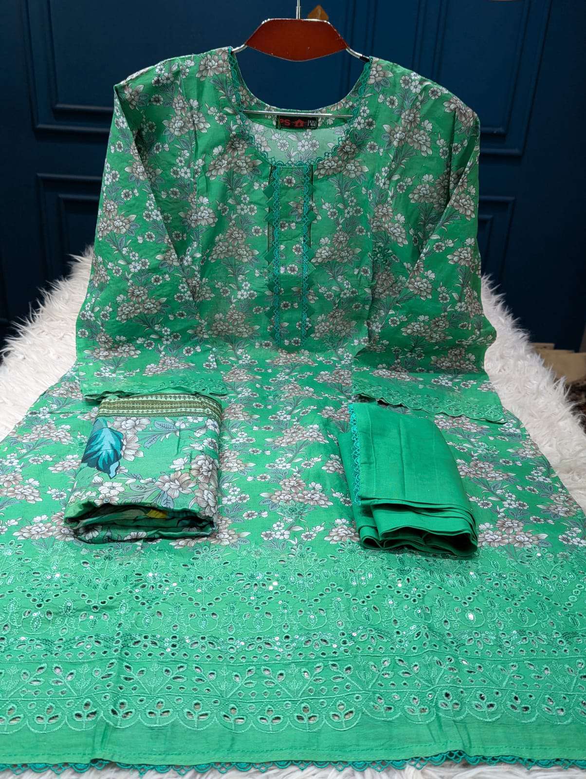 Classic Print Green Salwar Kameez - 999